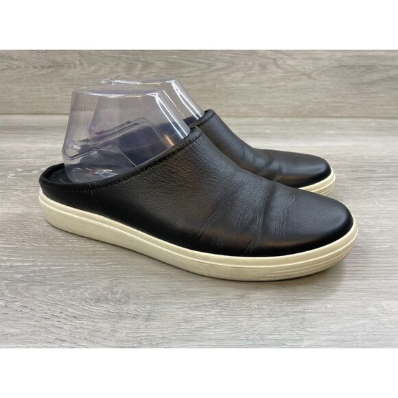 Ecco Soft Classic Women's Sneaker Closed Toe Leather 8.5 Black Mule Shoes - Picture 1 of 10